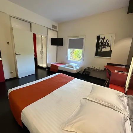 Hotel Gardenia Bordeaux Est 3*