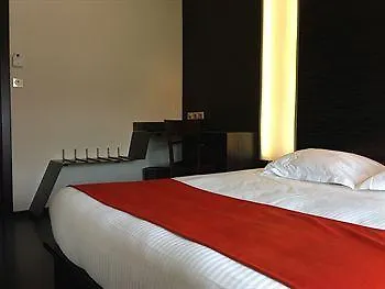 Gardenia Bordeaux Est 3*