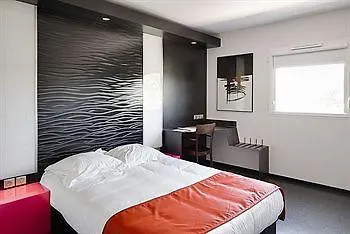 Gardenia Bordeaux Est 3*